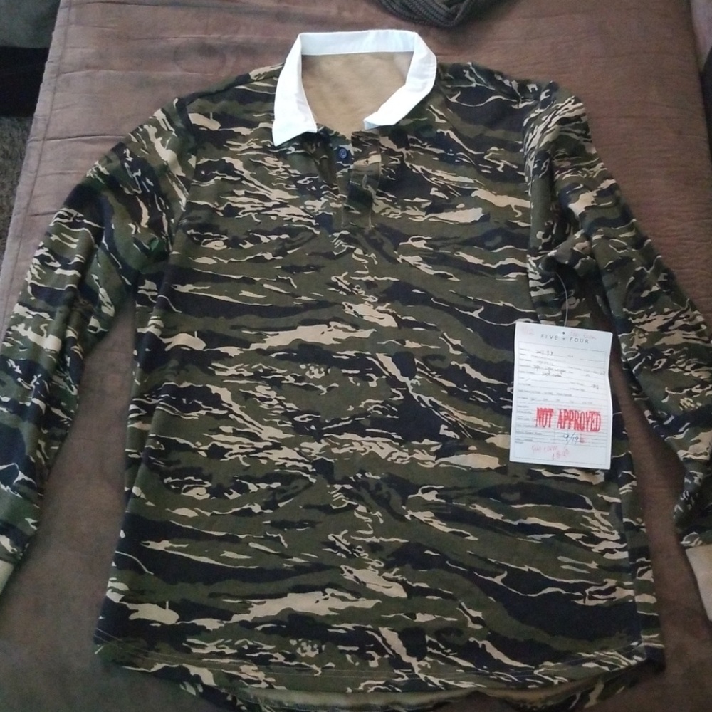 Men Top - Picture 1 of 4